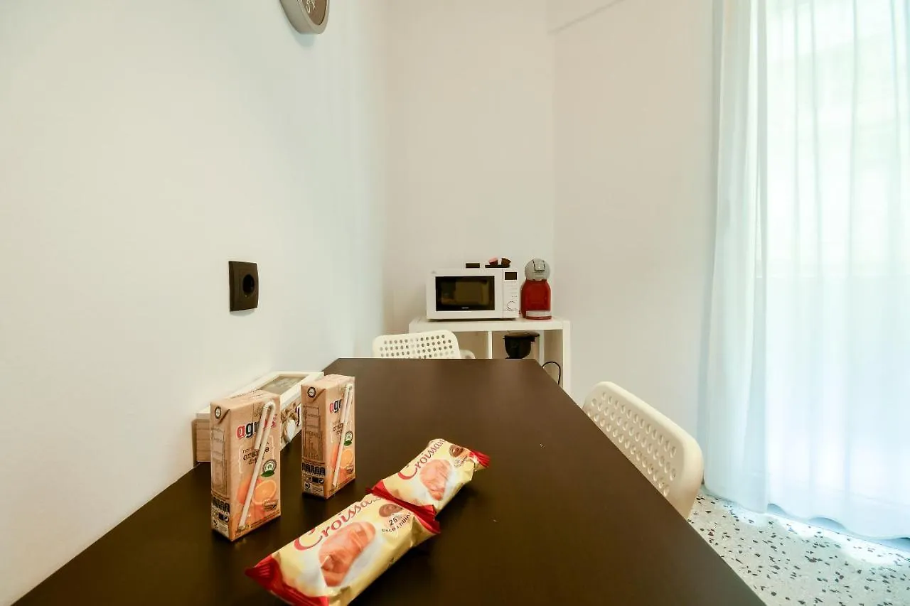 Thessaloniki City Apartment Center