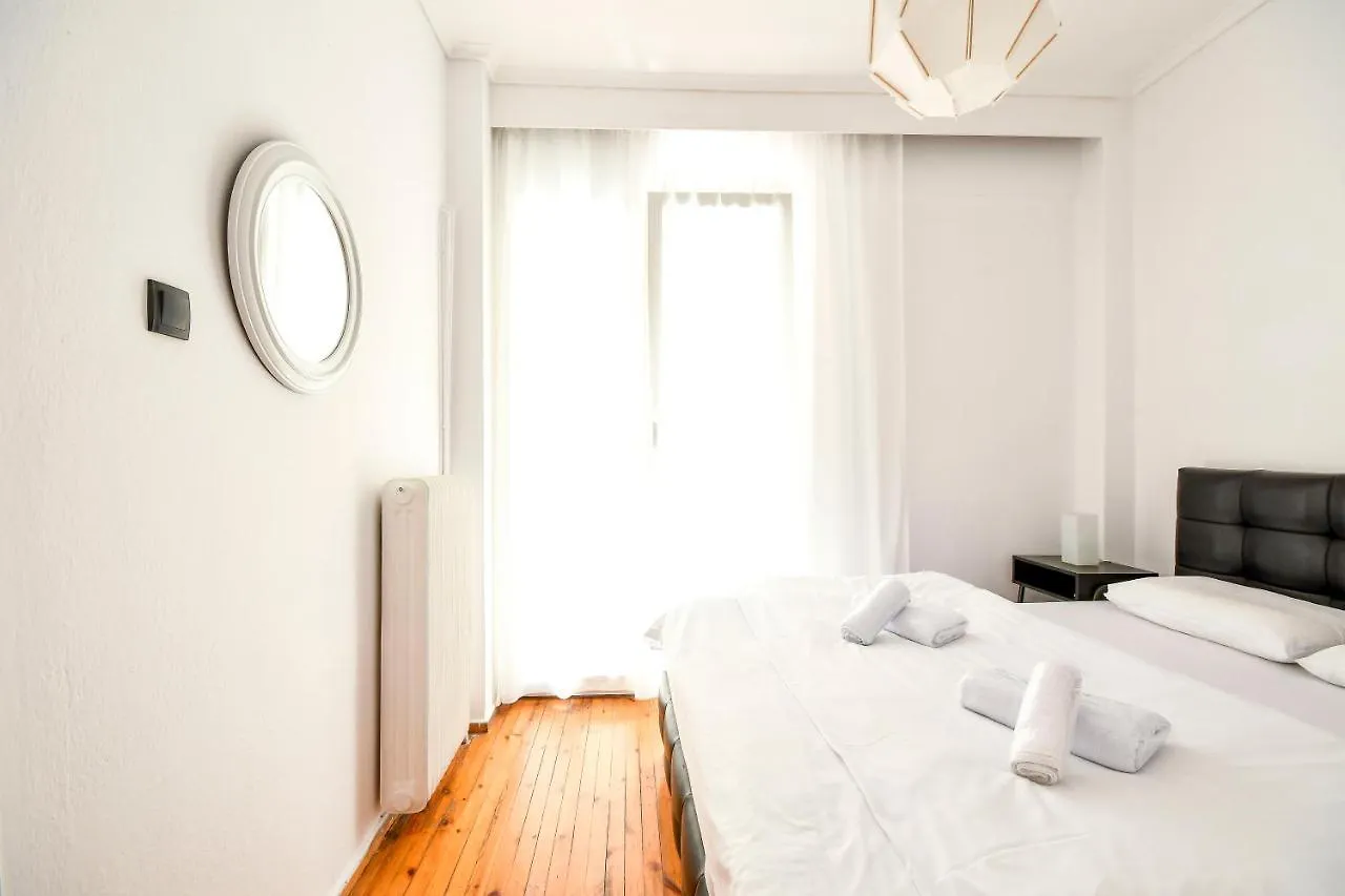 Thessaloniki City Apartment Center