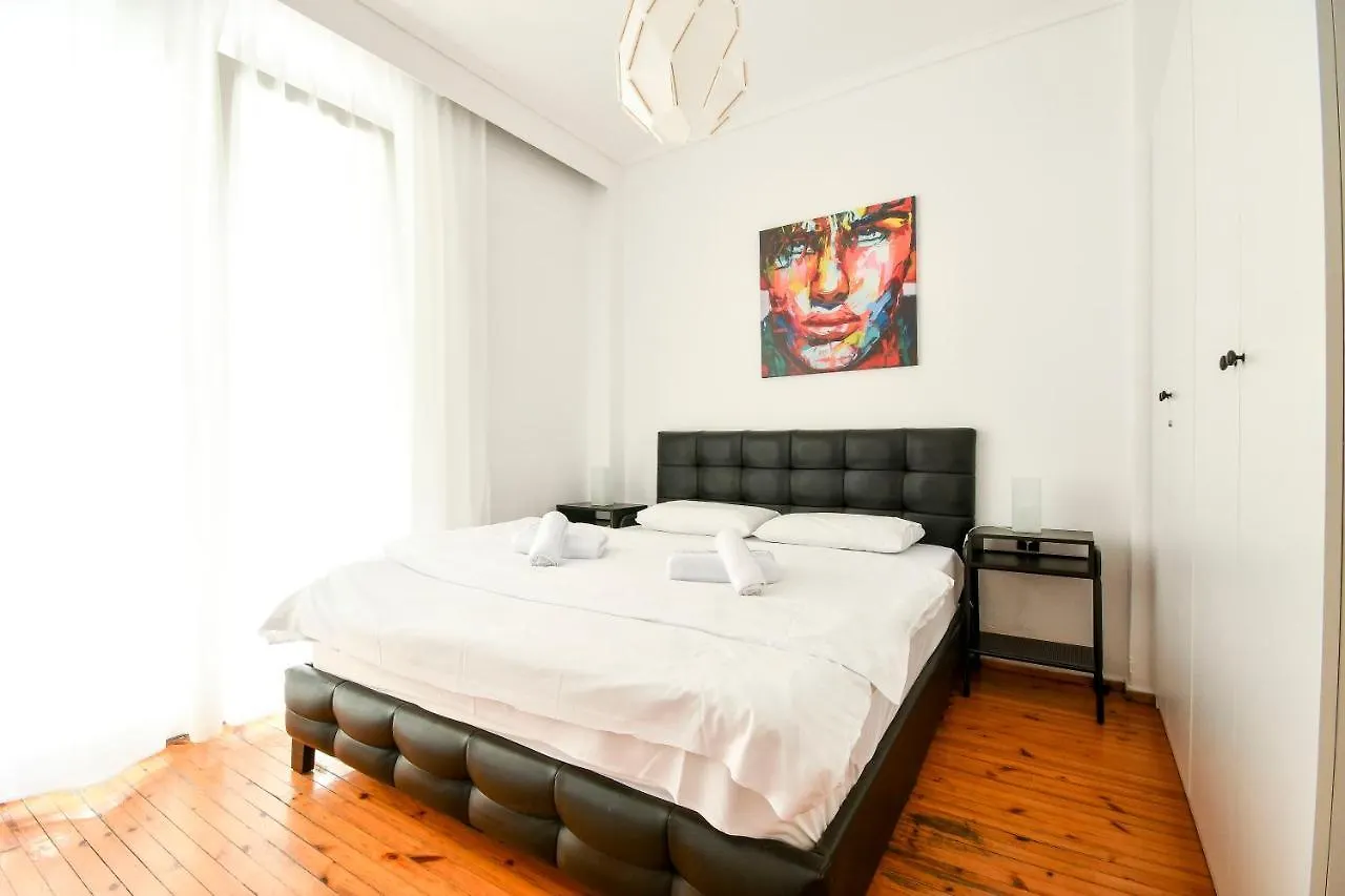 Thessaloniki City Apartment Center